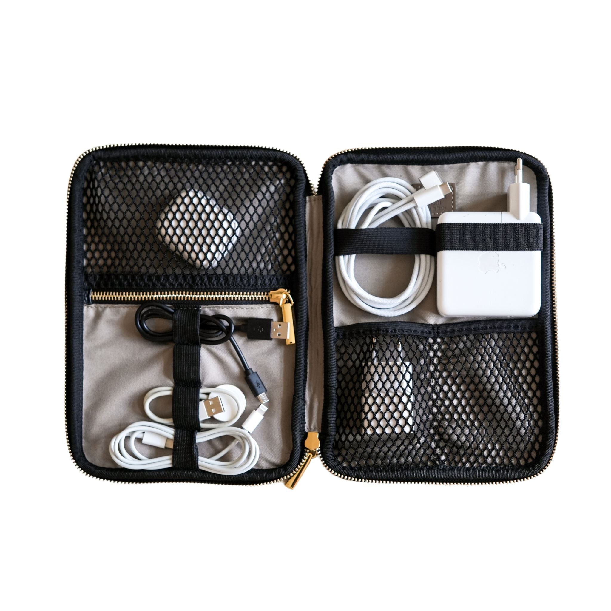 AMELI Zurich | TECHNOPARK | Black | Classic | Golden Hardware | Inside