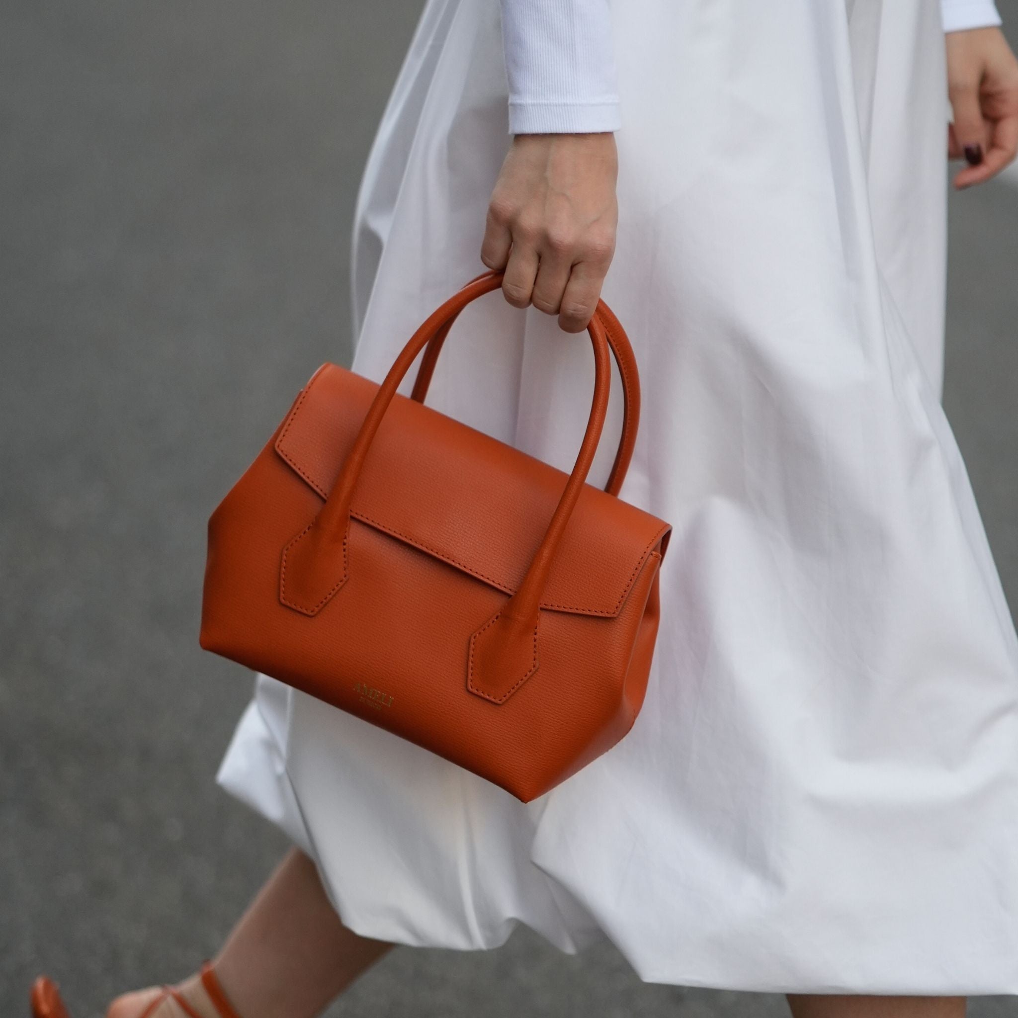 AMELI Zurich | IDA SMALL | Deep Orange | Collina' Pebbled Leather | Lifestyle