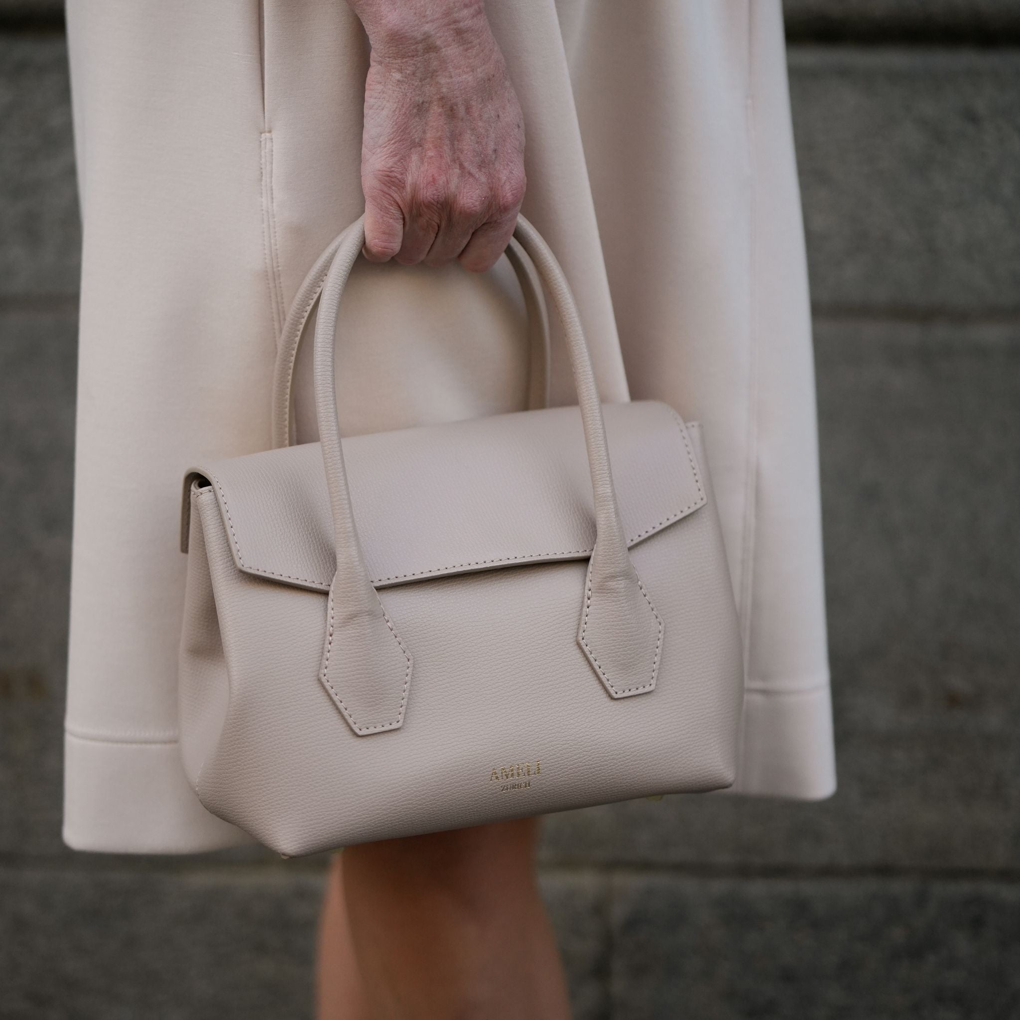 AMELI Zurich | IDA SMALL | Nude | Collina' Pebbled Leather | Top Handle