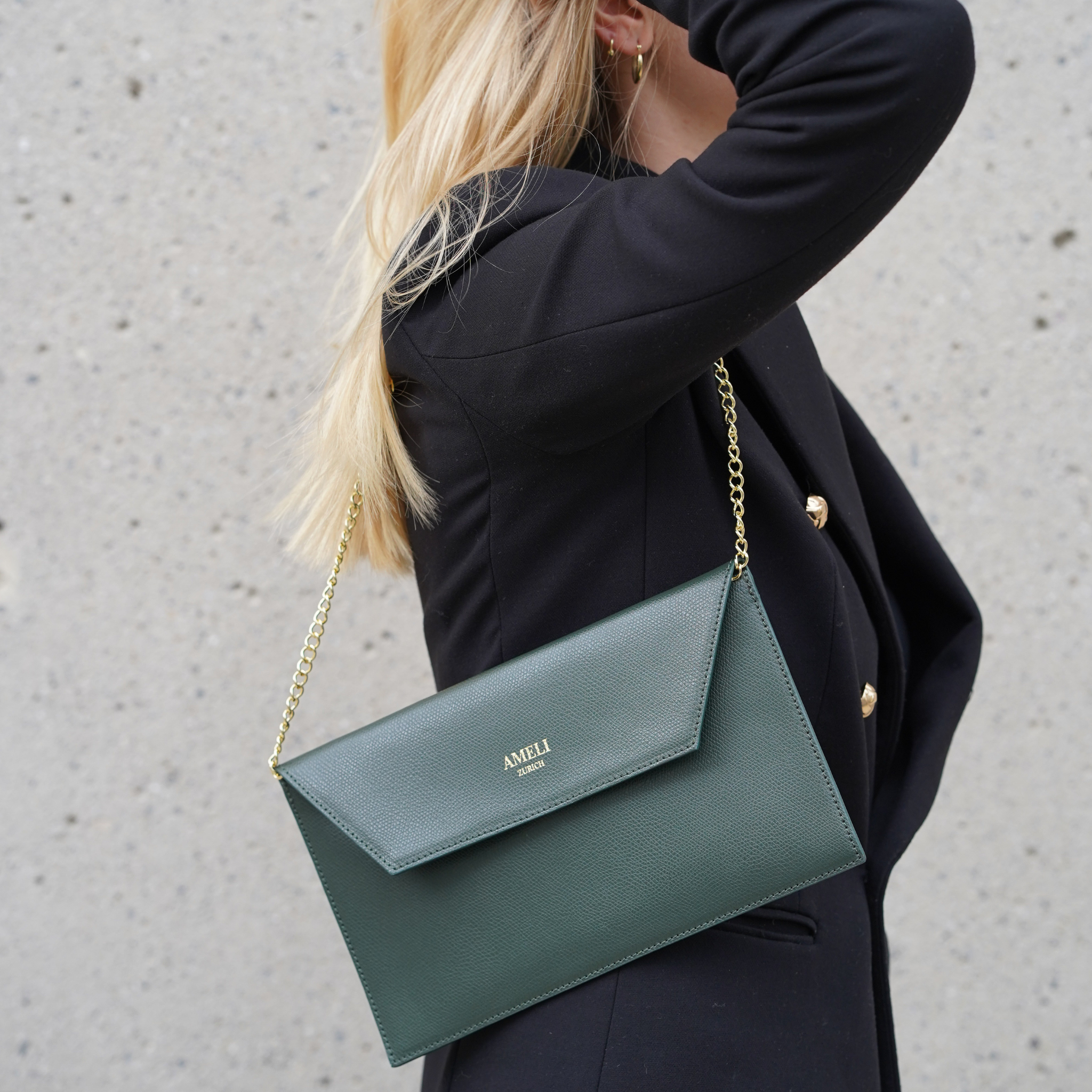 AMELI Zurich | CLUTCH | Dark Green | Pebbled Leather | Shoulder bag