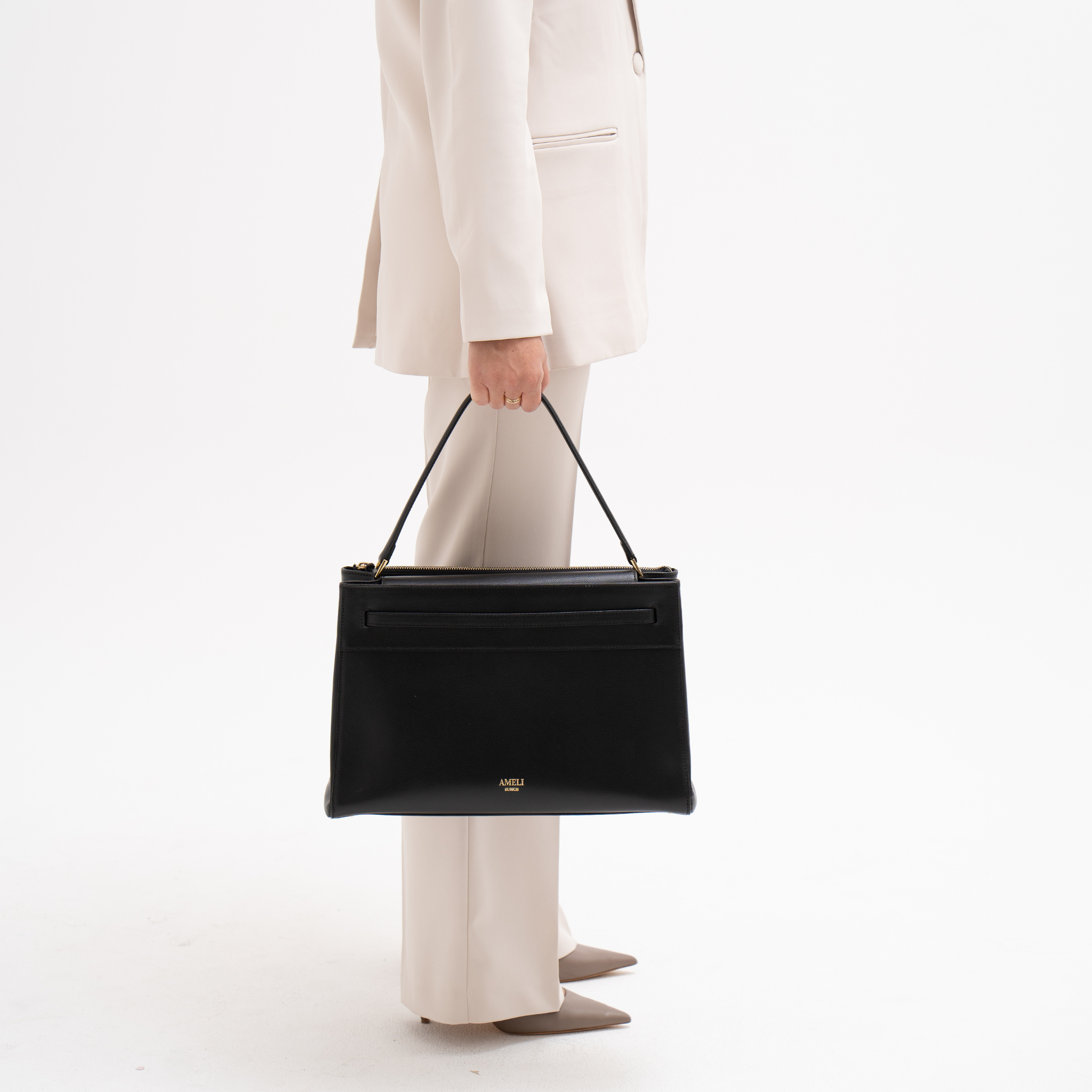 AMELI Zurich | SEEFELD | Black | Pebbled Leather | Top handle bag