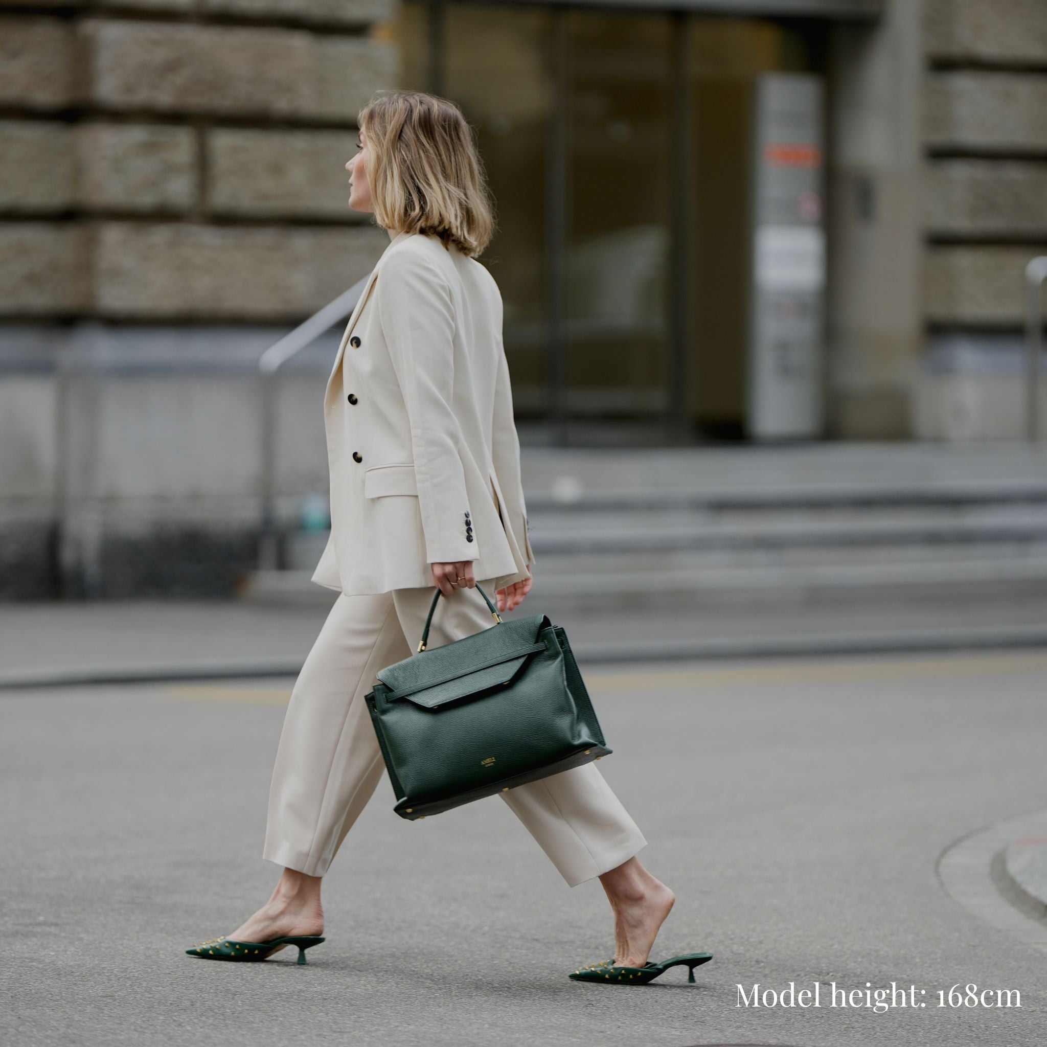 AMELI Zurich | VIADUKT WORK | Dark Green | Soft Grain Leather | Model