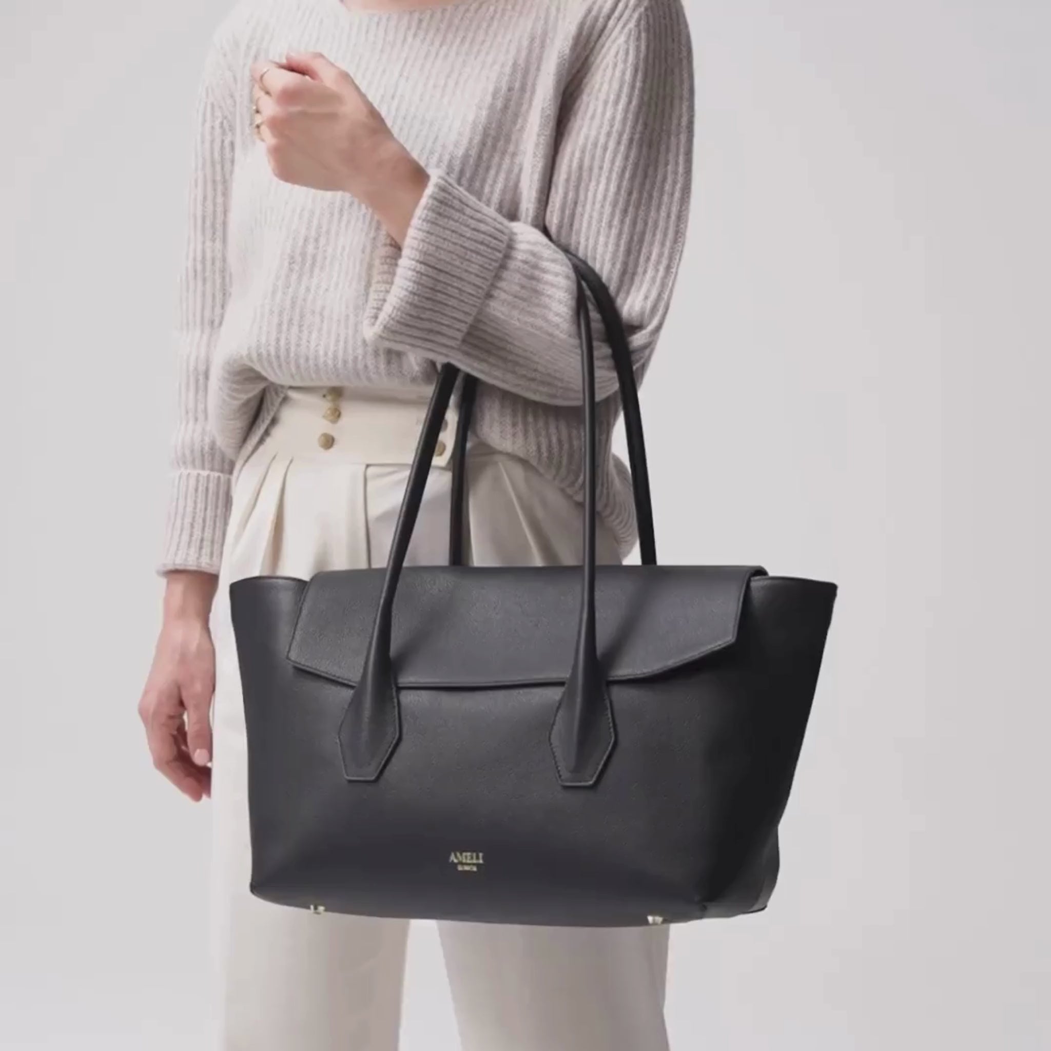 AMELI Zurich | IDA | Black | Small Grain Leather | Video